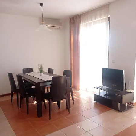 плаж червенка Appartement Chernomorets